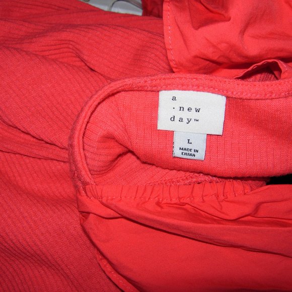 A New Day Red Ruffle Shoulder Tank Top L - Picture 5 of 6